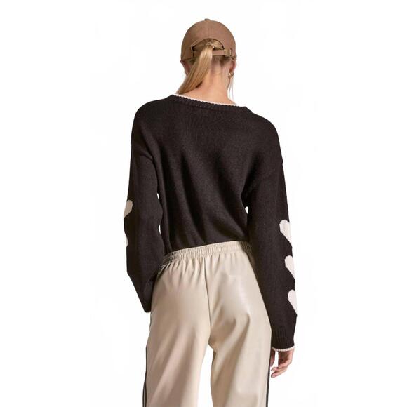 NEW ELAN hearts sweater top in black - Picture 4 of 4